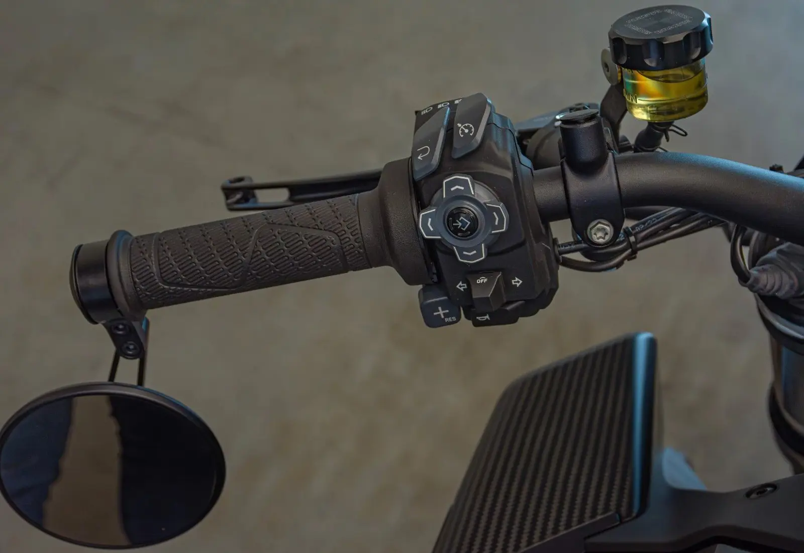 KTM BRABUS 1300R * MY23 * 1 OF 145 * LIMITED EDITION * NEW *  - 101953