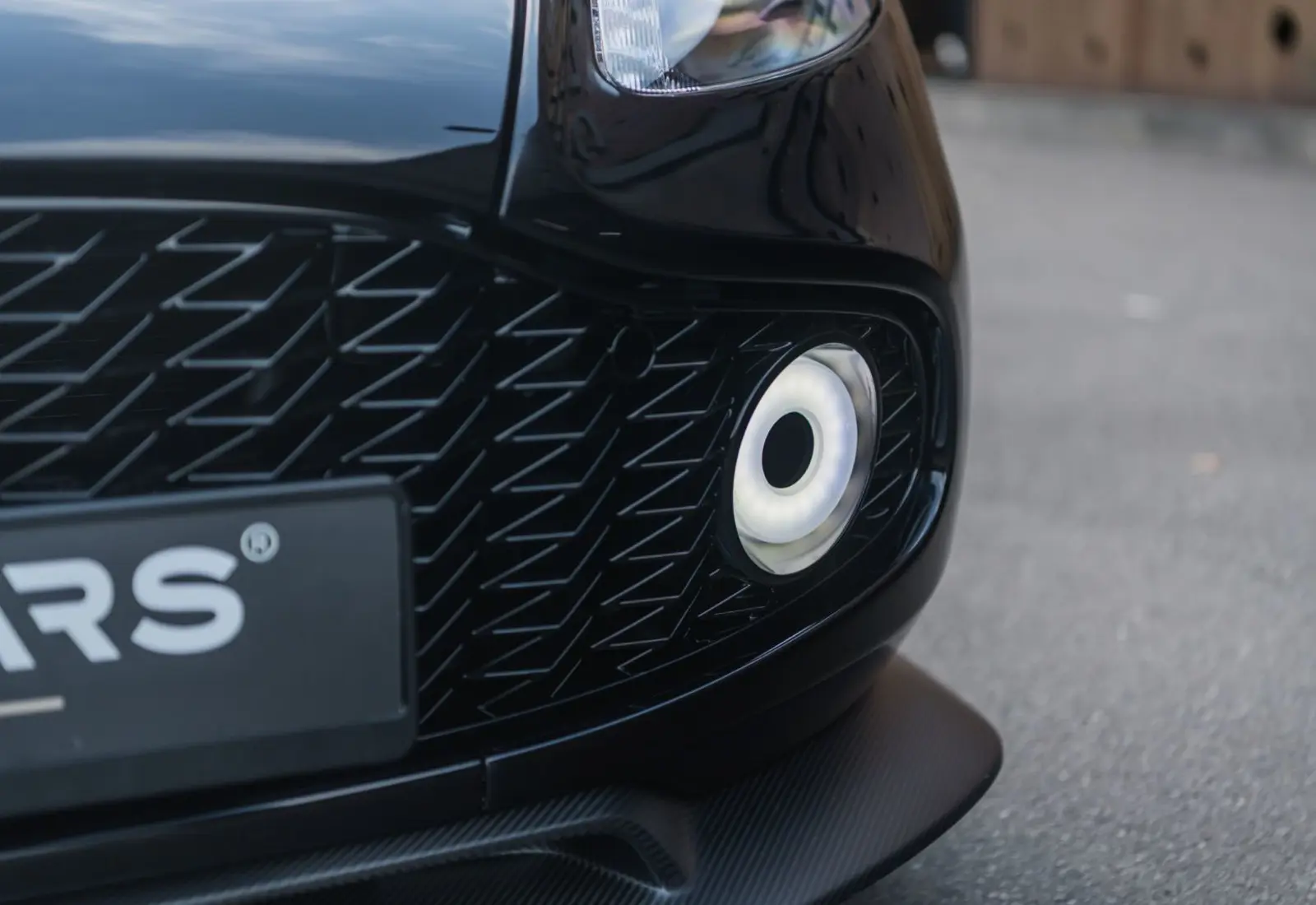 Aston Martin Vanquish Zagato Shooting Brake NEW SERVICE ! NEW - 124974