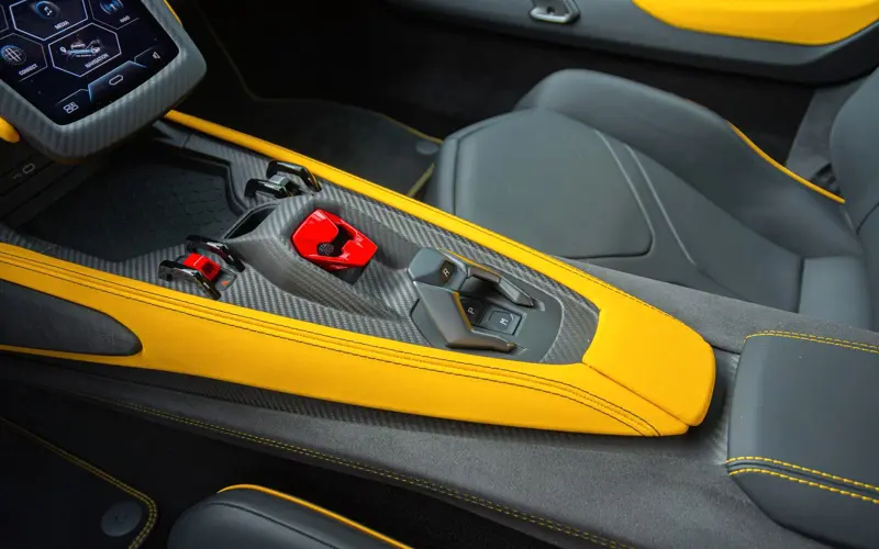 Lamborghini Revuelto 6.5 V12 * NEW CAR * AVAILABLE * BI COLOR - 114632