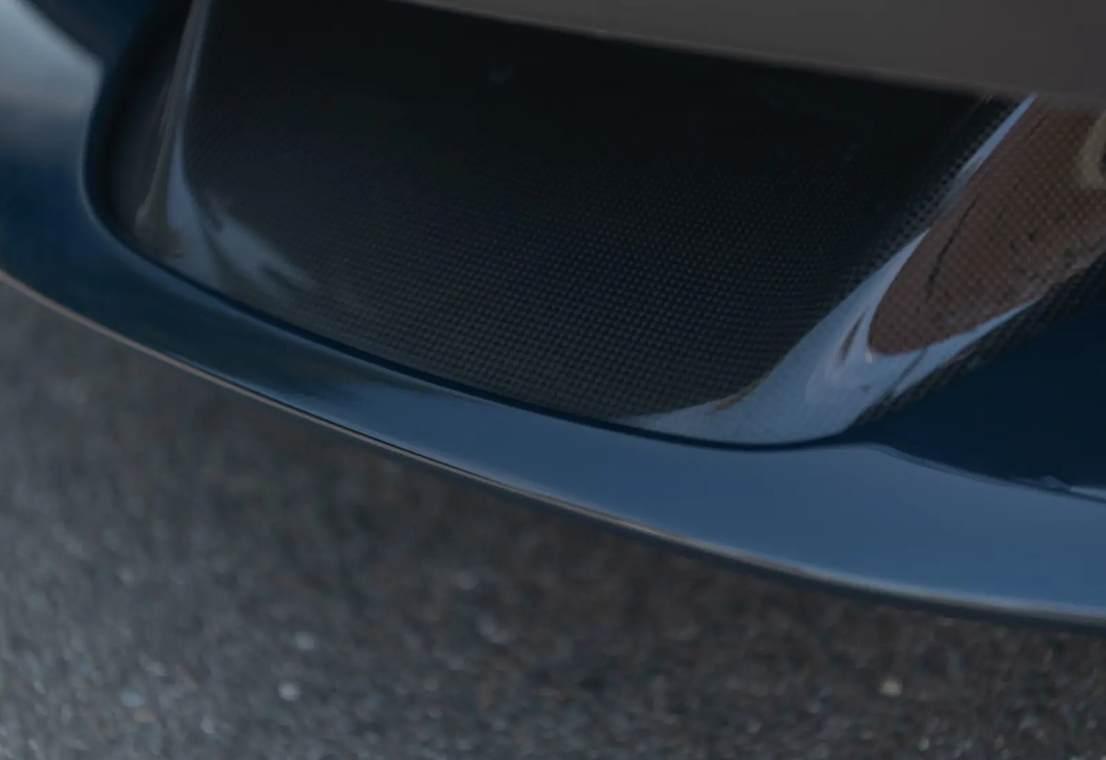 Ferrari SF90 Spider * CARBON(12x) * CARPLAY * LIFT * TWO-TONE *  - 117913