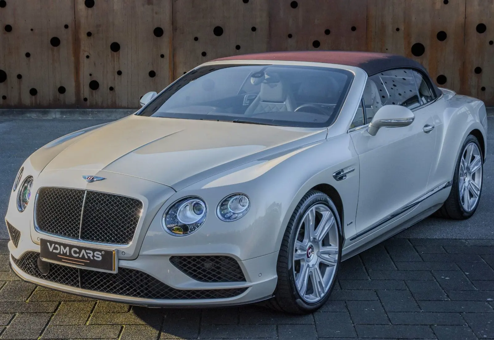 Bentley Continental GTC V8 S * 1. OWNER * MULLINER * MASSAGE *  - 103249