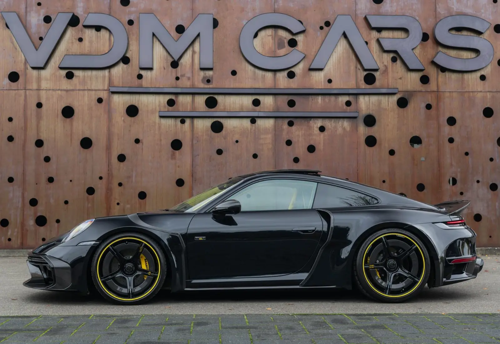Porsche 992 BRABUS ROCKET R * 1 OF 25 * 900HP * CARBON * LIFT *  - 134926
