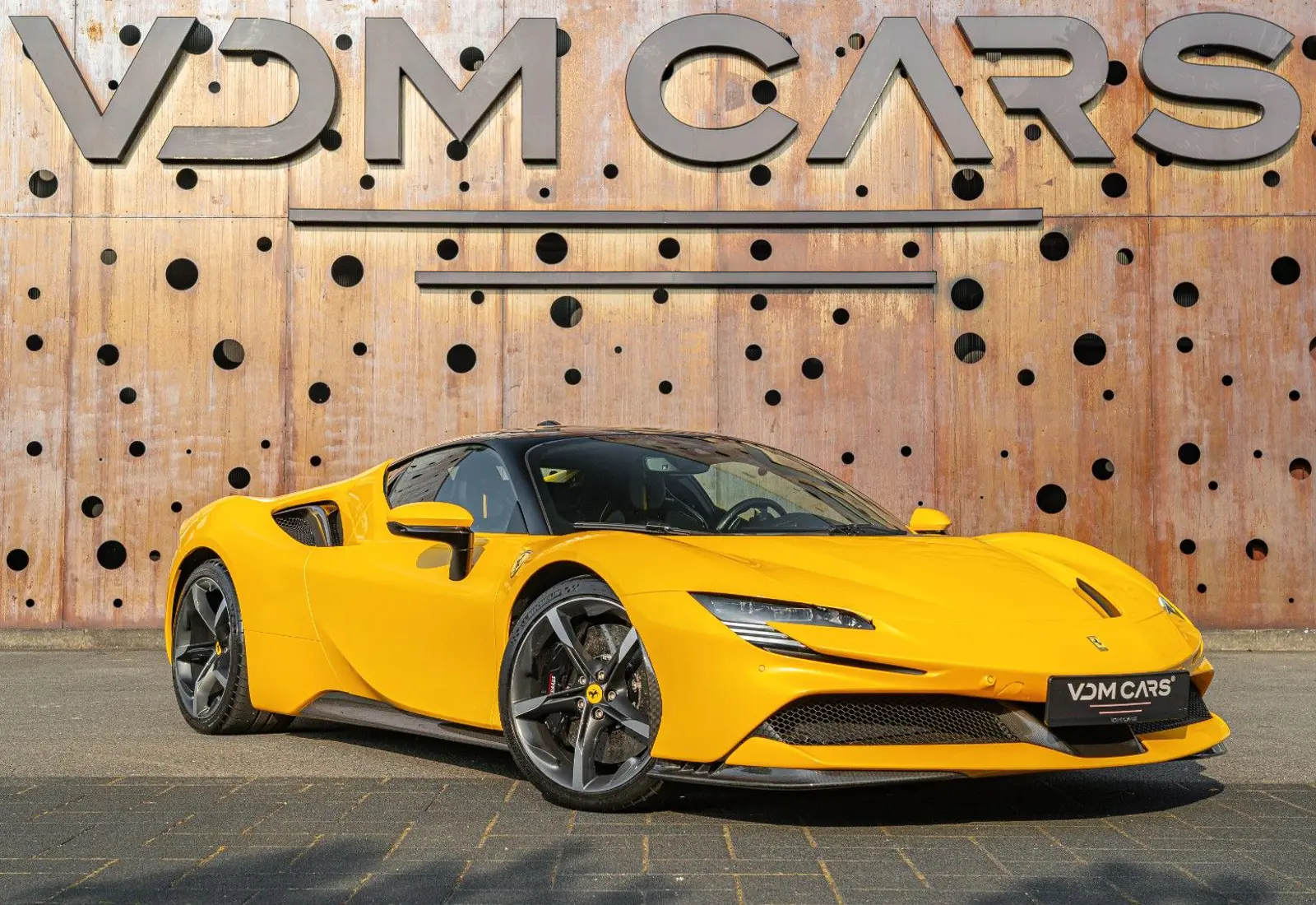 Ferrari SF90 Stradale * WARRANTY * GIALLOTRIPLO * CARBON * TAILO - 138919