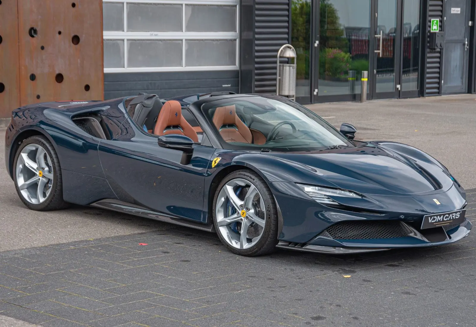 Ferrari SF90 Spider * CARBON(12x) * CARPLAY * LIFT * TWO-TONE *  - 124476