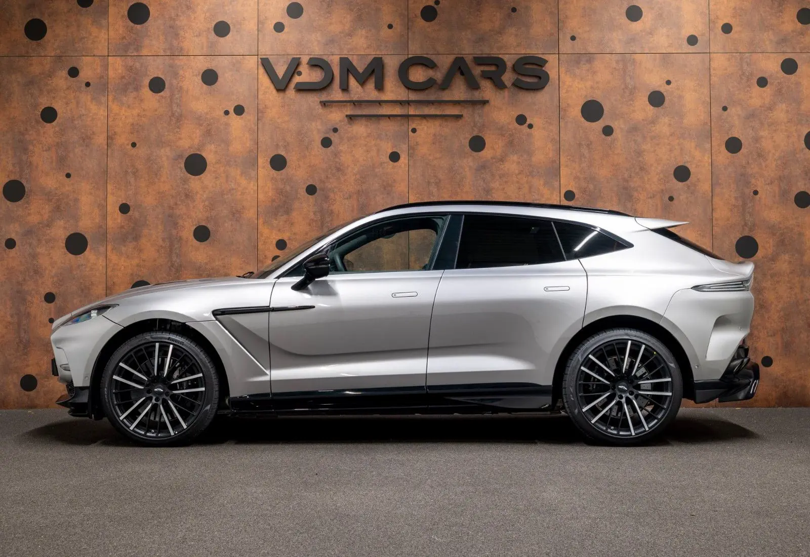 Aston Martin DBX 4.0 V8 707 * FACELIFT * ACC * 360 *  - 149950