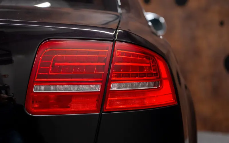 Audi S8 5.2 quattro * MASSAGE * LUFTFEDERUNG * CARBON *  - 132994