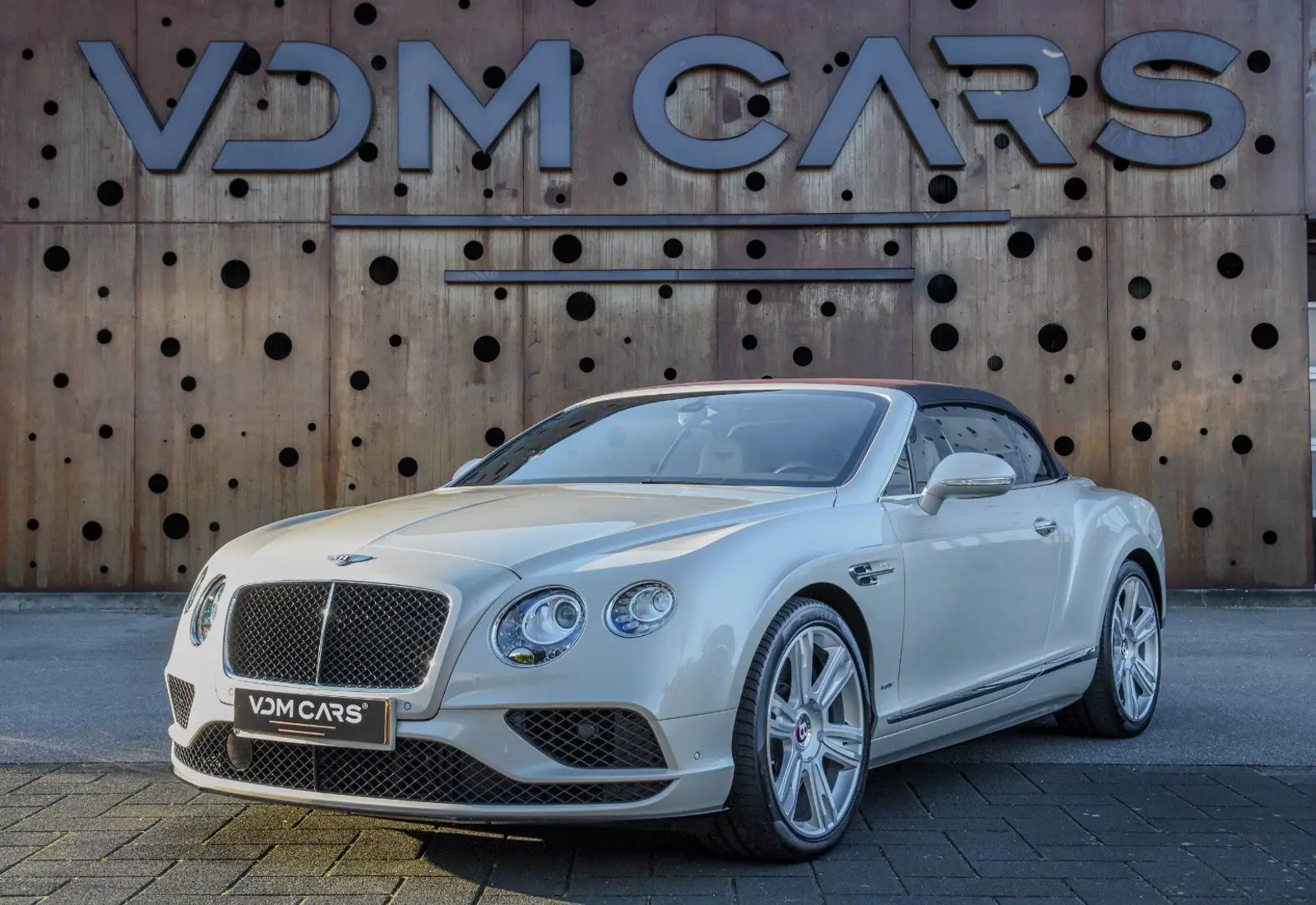 Bentley Continental GTC V8 S * 1. OWNER * MULLINER * MASSAGE *  - 103248