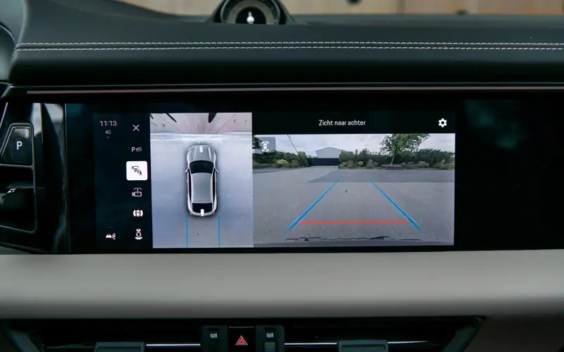 Porsche Macan Turbo Electric * INNO * P.DISPLAY * H.LENK * PANO - 115087