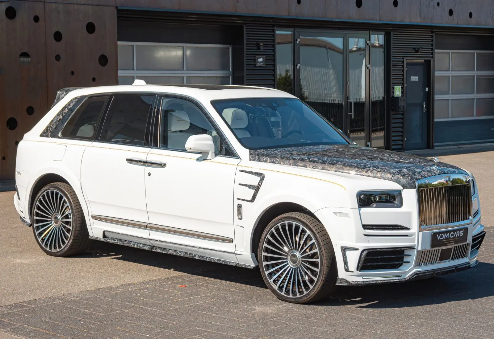 Rolls-Royce Cullinan MANSORY * FORGED CARBON * ONLY 7600 KM *  - 139101