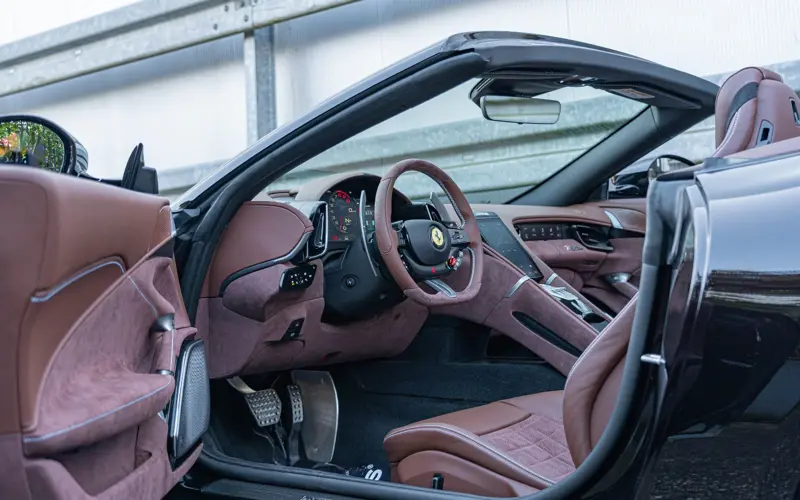Ferrari Roma Spider * SPECIAL COLOR * VENT * VOLL * LP €345.000 - 144358