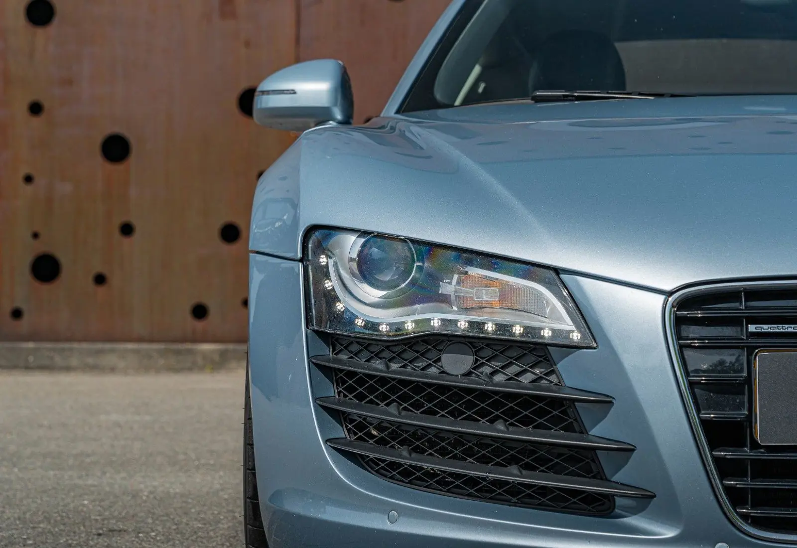 Audi R8 Coupe 4.2 FSI quattro * HANDSCHALTER * TITAN * B&amp;O - 145332