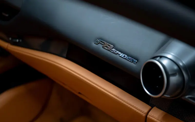 Ferrari F8 Spider 3.9 V8 HELE * Warranty * Service Neu * Lift *  - 147882