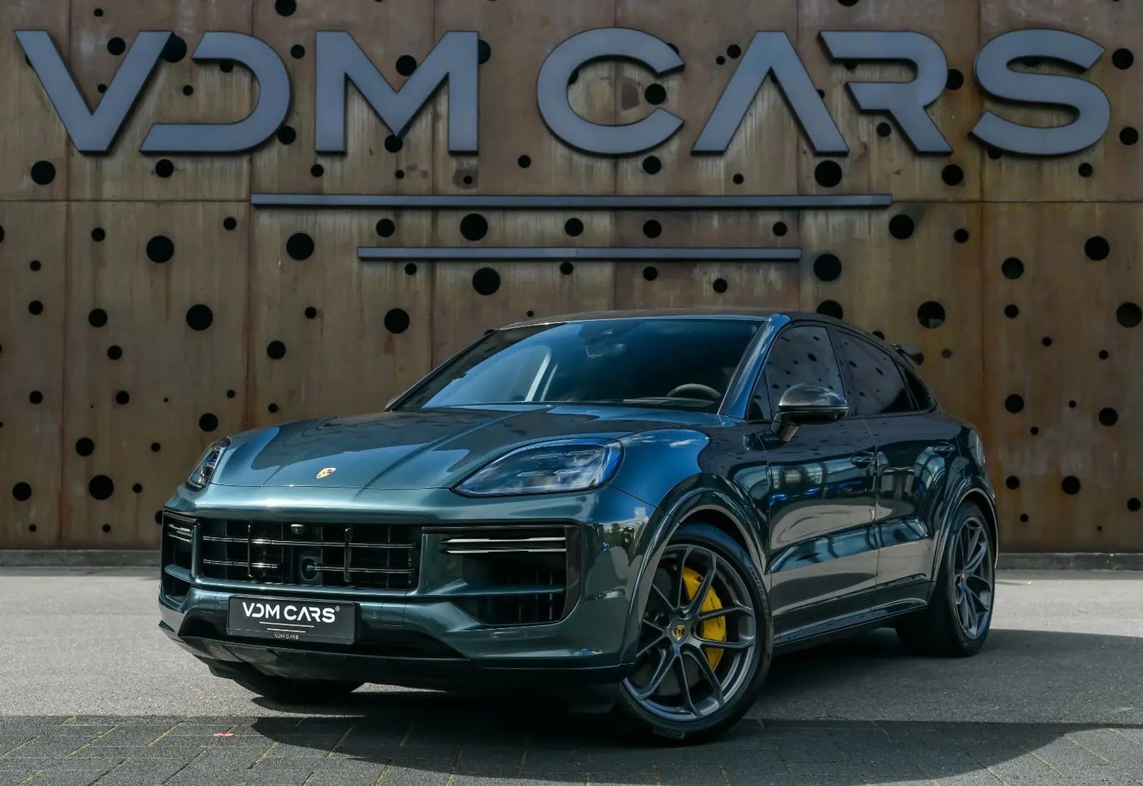 Porsche Cayenne Coupe Turbo E-Hybrid * PTS * GT PACKAGE *  - 115710